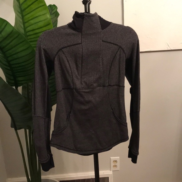 Lululemon pullover - Picture 1 of 4